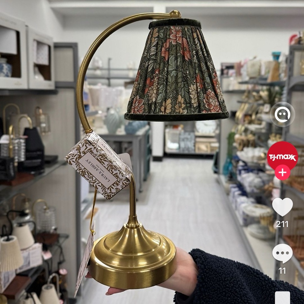 2 like new Laura Ashley Wireless Lamps